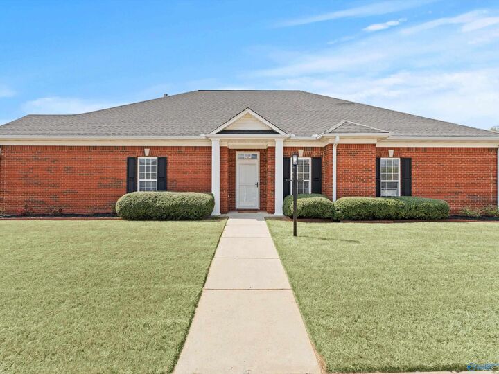 Property Photo:  2511 Millwood Circle  AL 35803 