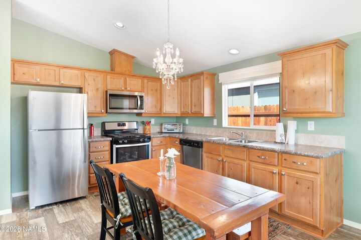 Property Photo:  303 N Morse Avenue  AZ 86046 