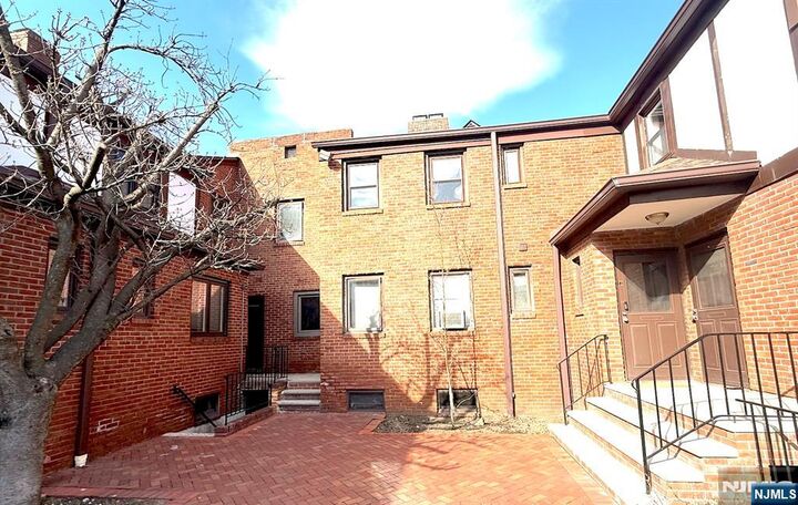 Property Photo: 520 Broad Avenue 9 NJ 07631