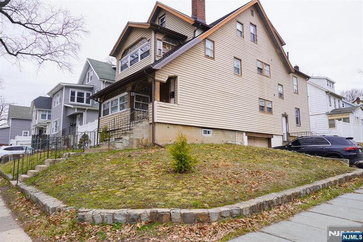 Property Photo:  130 Elmwood Avenue  NJ 07018 