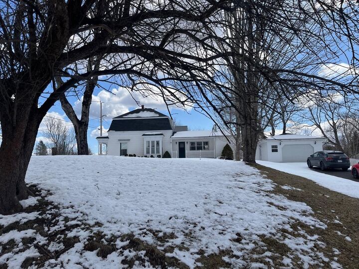 Property Photo:  1865 Station Road  NS B0M 1M0 