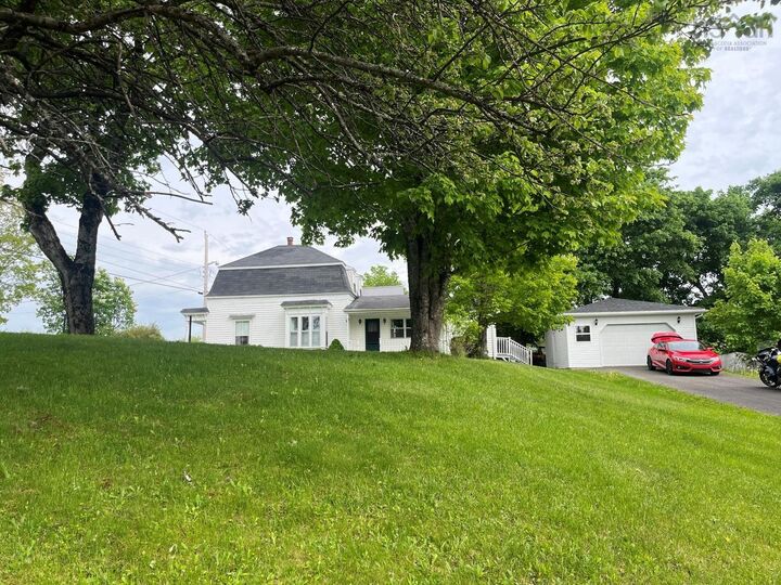 Property Photo:  1865 Station Road  NS B0M 1M0 