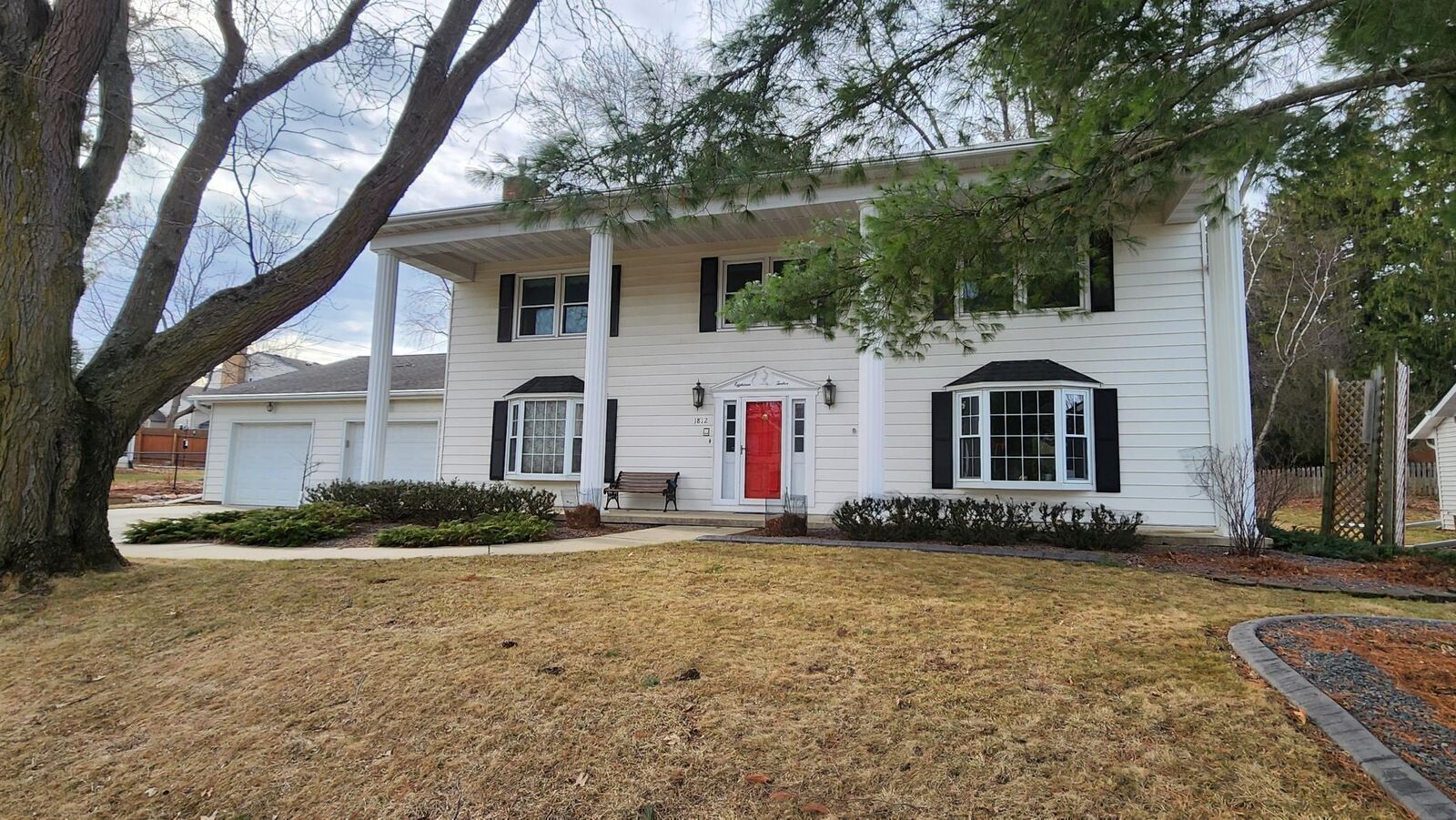 Property Photo:  1812 7th Street SW  MN 55902 