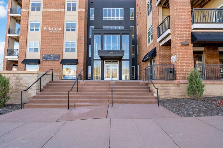 Property Photo:  12501 Nicollet Avenue 417  MN 55337 