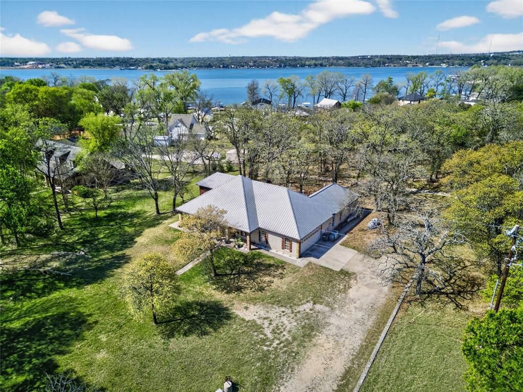 Photo de la propriété:  411 Valley Road  TX 76087 