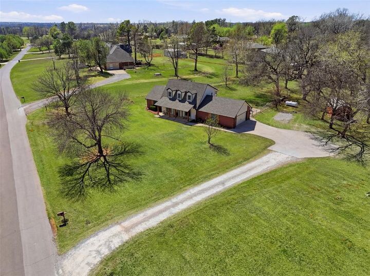 Property Photo:  319 E Cedar Drive  OK 73089 