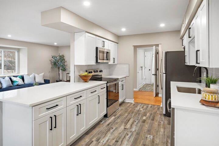 Property Photo: 6 Beals Cove Rd H MA 02043
