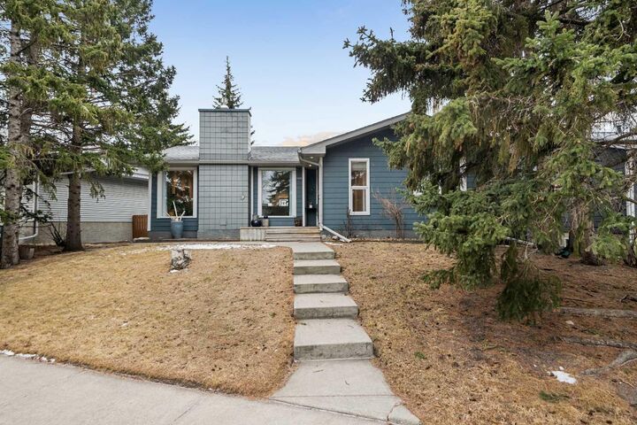 Property Photo:  5689 Brenner Crescent NW  AB T2L 1Z3 