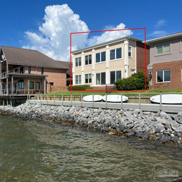 Property Photo: 1606 Waters Edge FL 32507