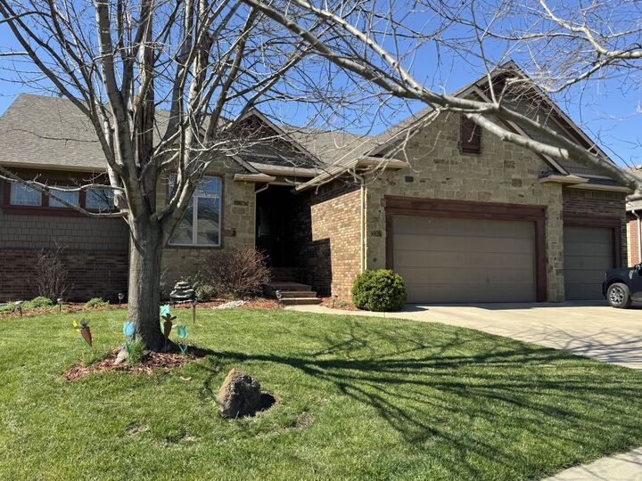 Property Photo: 8926 W Westlakes Ct KS 67205