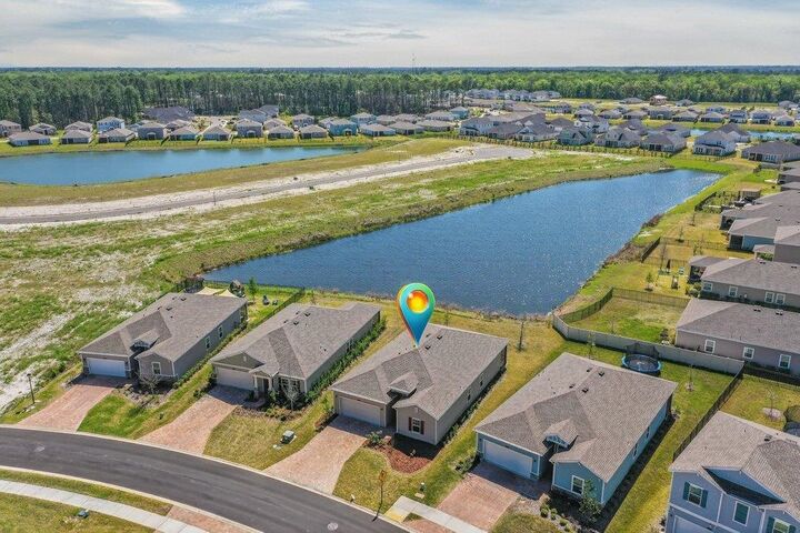 Property Photo:  210 White Rabbit Run  FL 32092 