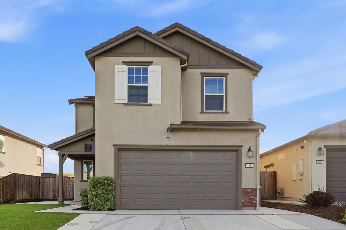 Property Photo:  190 Tanoak Street  CA 95023 