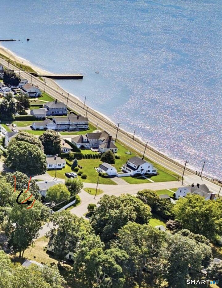 Property Photo:  5 Woodland Drive  CT 06475 