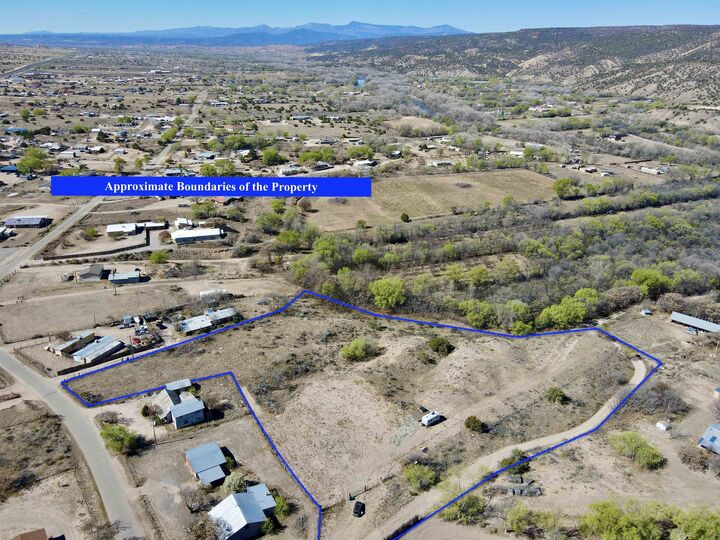 Property Photo: 1021B Co Rd 41 NM 87582