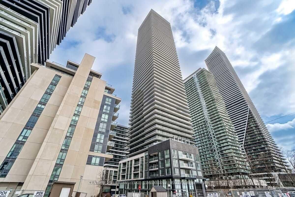 Property Photo: 70 Annie Craig Drive 2905 ON M8V 0G2