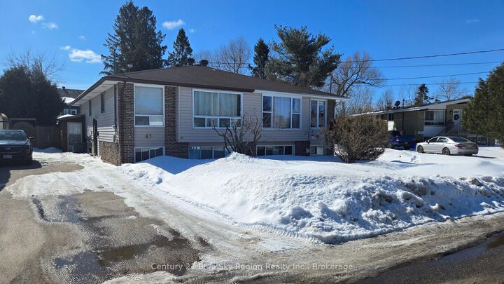 Property Photo:  43 Charlton Crescent  ON P1A 3M8 