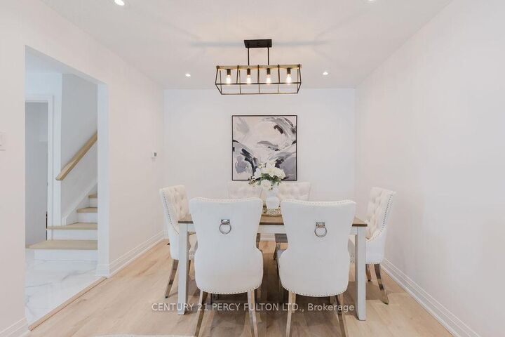 Property Photo:  11 Bay Crest Drive  ON L6Z 1H5 