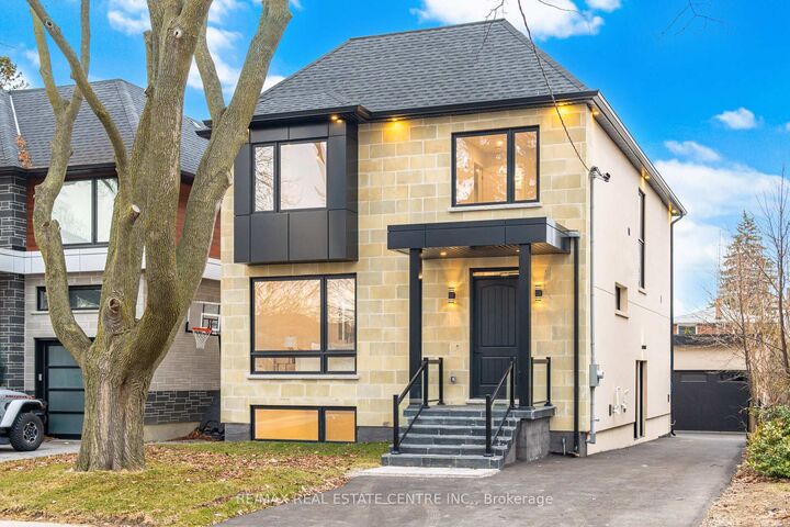 11 Bentley Drive — photo 1