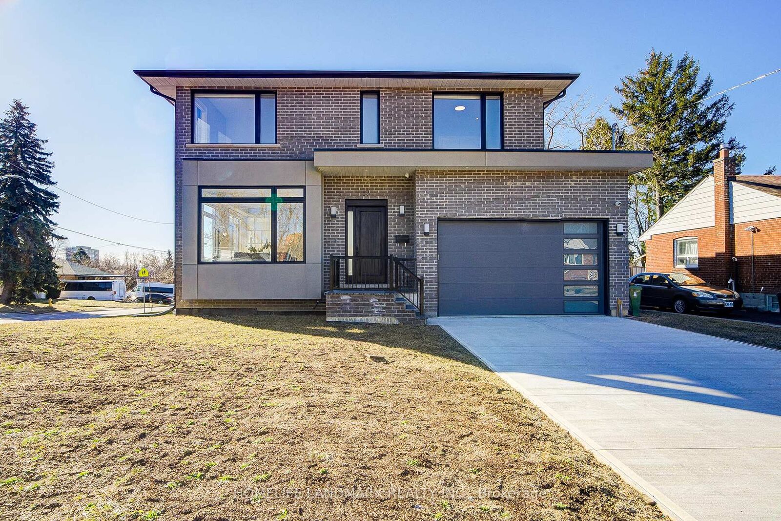 Property Photo: 53 Saugeen Crescent ON M1K 3M8