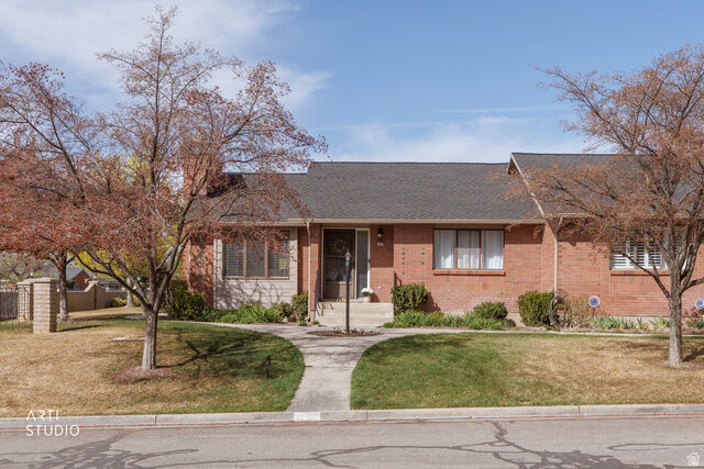 Property Photo: 1747 Cobblestone Dr UT 84604