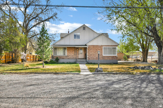 Property Photo: 60 E 200 N UT 84754