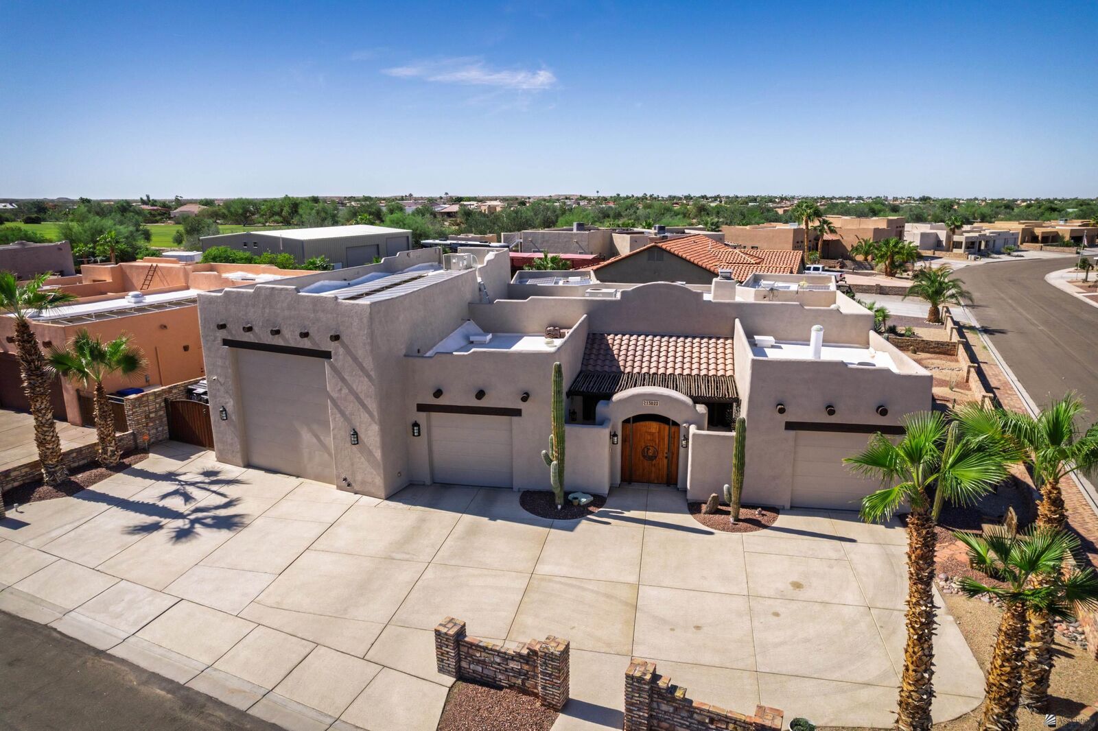 Property Photo: 13622 S Onammi Ave AZ 85367