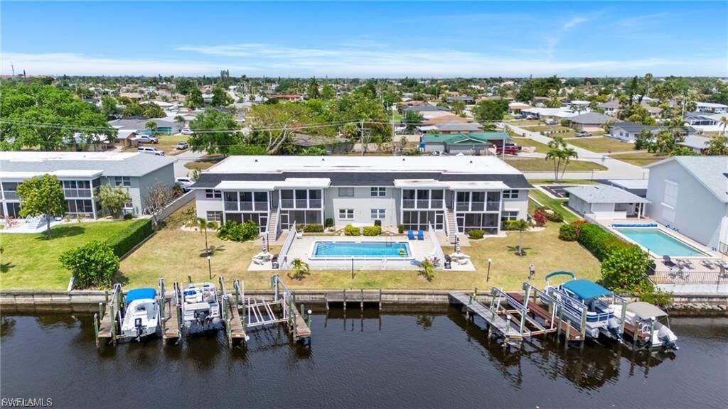 Property Photo: 1006 SE 46th St 1B FL 33904