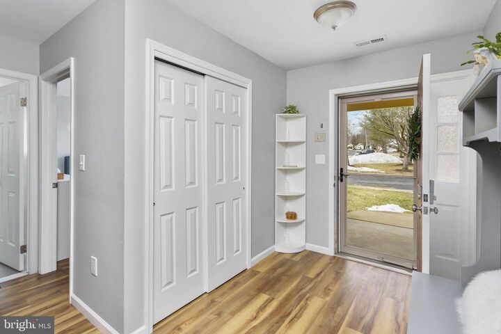 Property Photo:  29 Fireside Circle  NJ 08022 