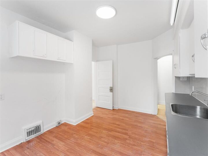 Photo de la propriété: 492 Flora Avenue MB R2W 2S1