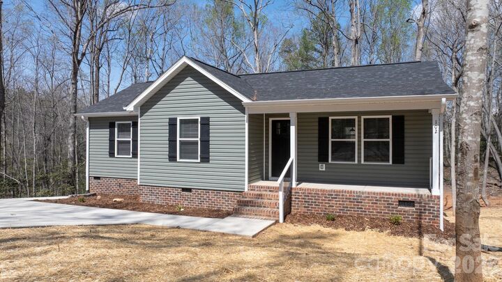 Property Photo: 102 Kitchings Drive NC 28690
