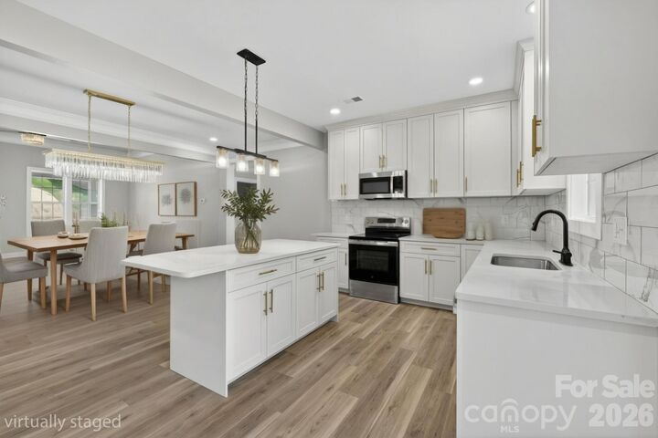 Property Photo: 416 Whitmore Street SE NC 28645