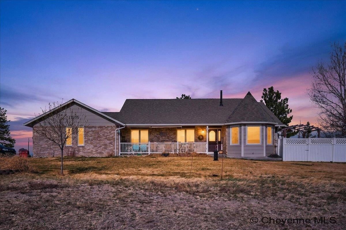 Property Photo:  10110 Branding Iron D  WY 82009 