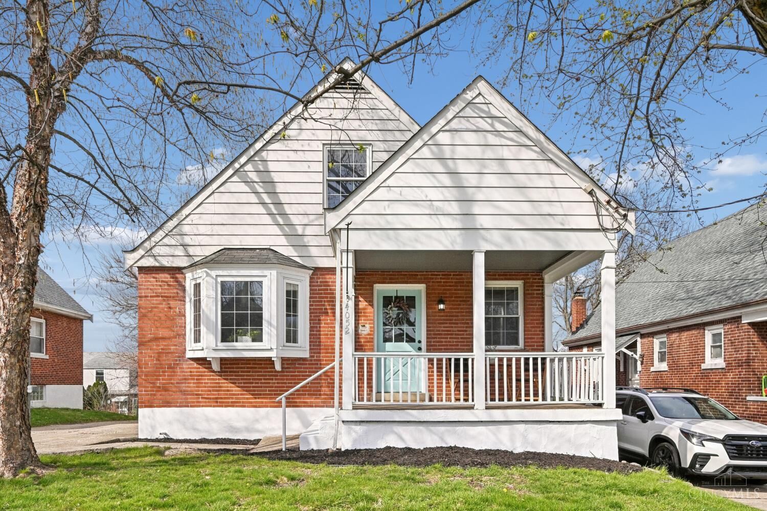 Property Photo: 4052 McFarran Avenue OH 45211