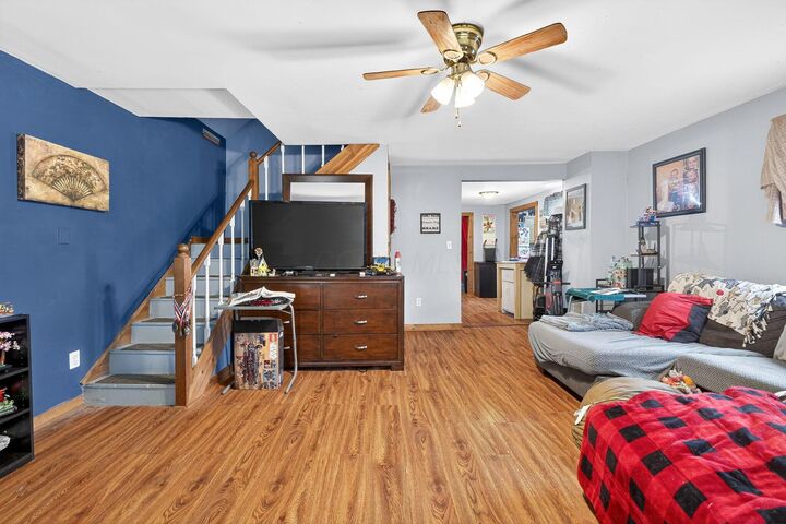 Property Photo:  328 W Light Street  OH 43078 