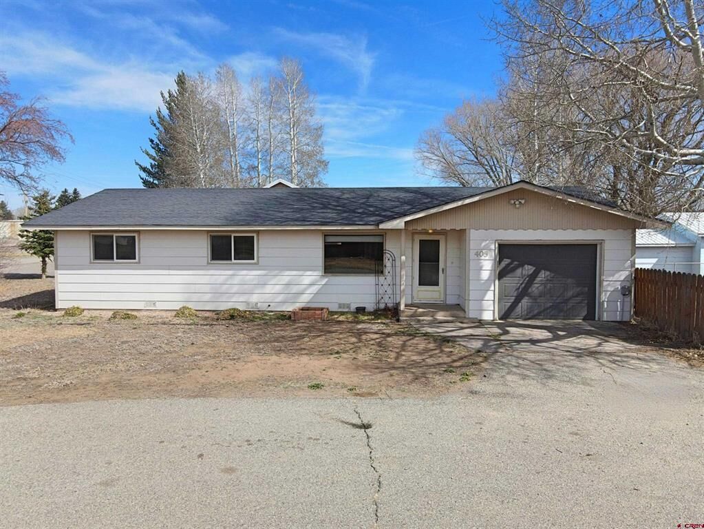 Property Photo:  406 6th Street  CO 81140 