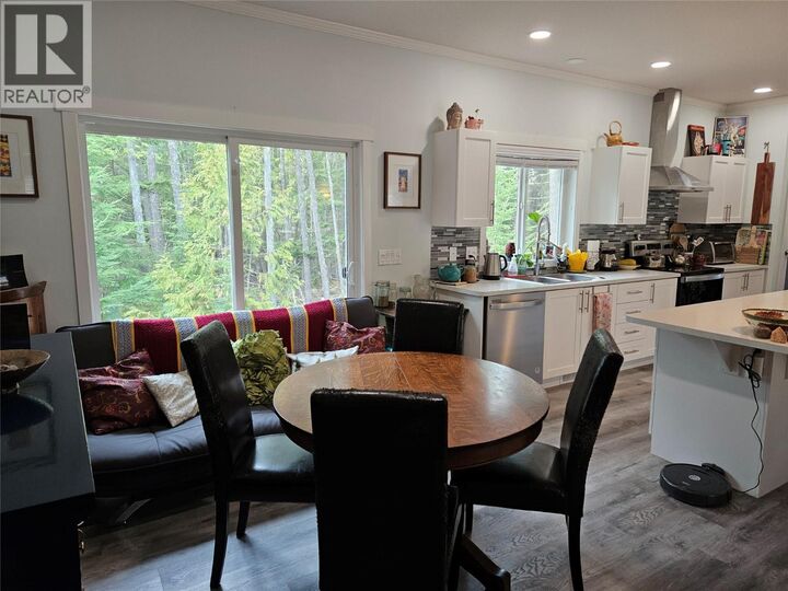 Property Photo: 2291 15th Avenue BC V0G 1R1