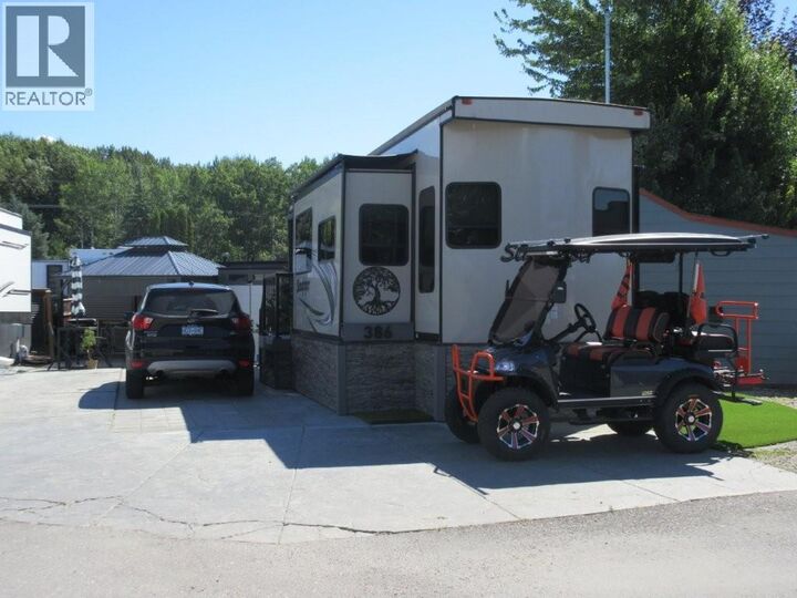 Photo de la propriété:  415 Commonwealth Road 386  BC V4V 1P4 