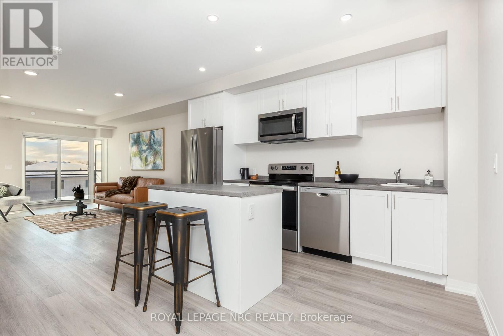 Property Photo:  50 Herrick Avenue Lp07  ON L2P 2T9 