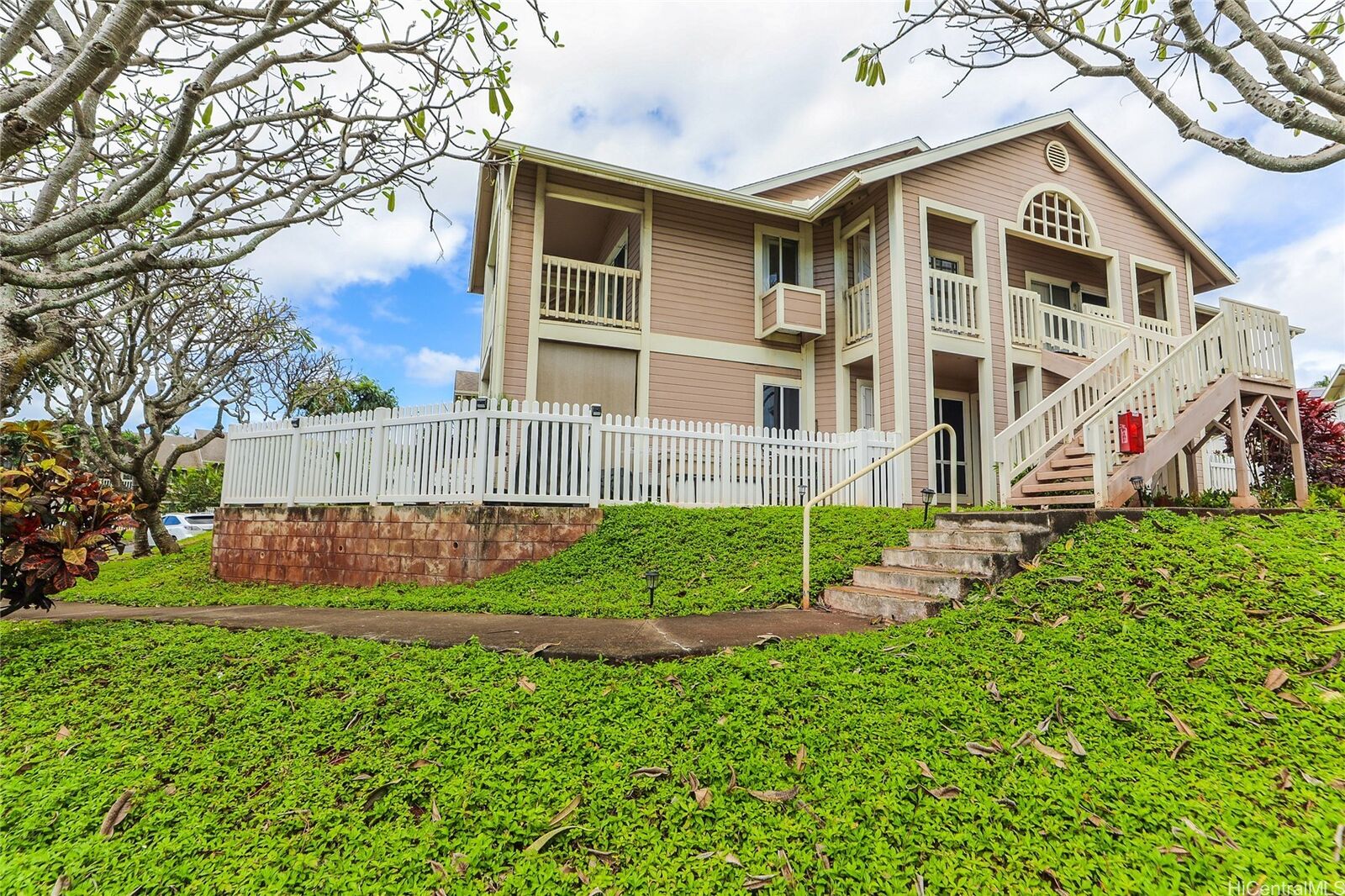 Property Photo:  94-529 Lumiaina Street D204  HI 96797 