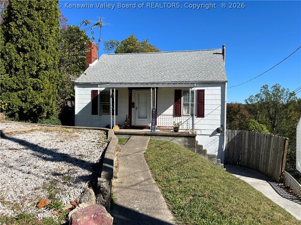 Property Photo:  610 A&D Monroe Street  WV 25302 