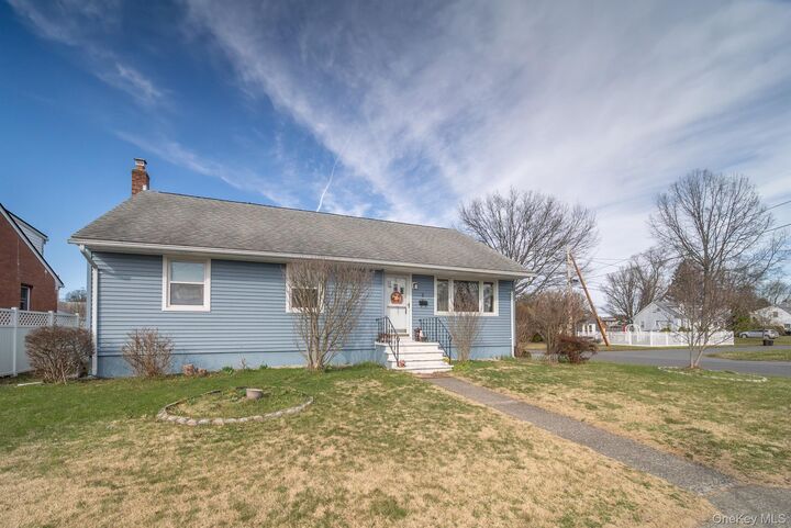 Property Photo:  3 Lipton Street  NY 12401 