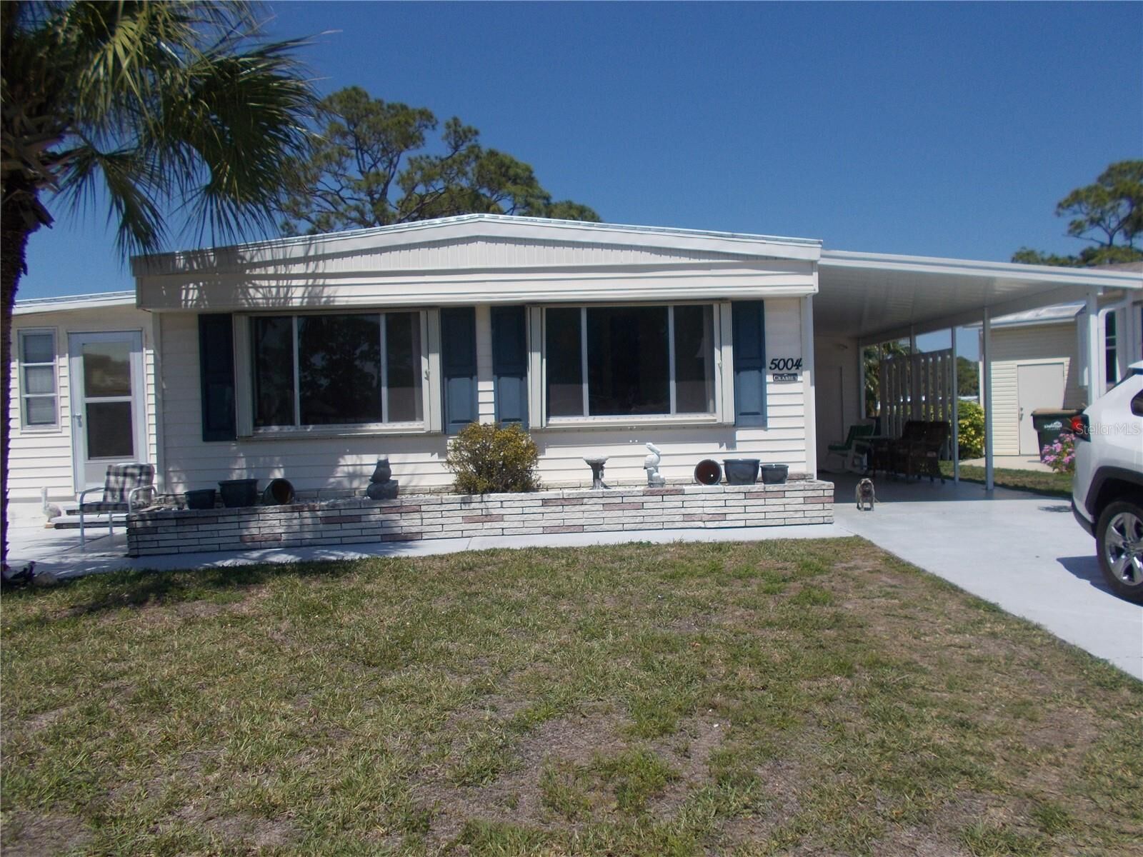 Property Photo:  5004 Palena Boulevard  FL 34287 