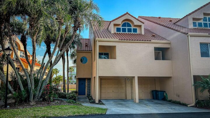 Property Photo:  1635 Royal Palm Drive S A  FL 33707 