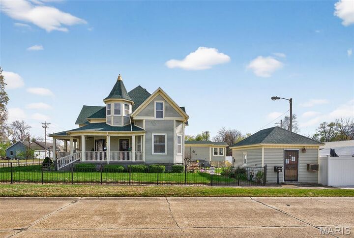 Property Photo:  303 Dorothy Street  MO 63801 