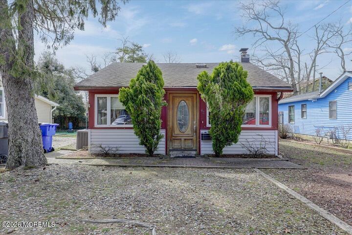 Property Photo:  421 Malibu Way  NJ 08723 