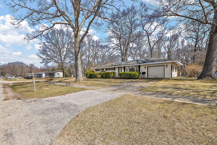 Property Photo: 1288 Aspacia Street MI 49445
