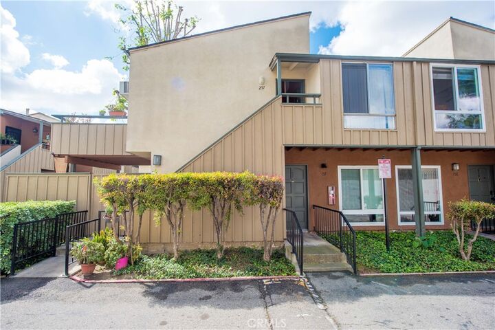 Property Photo:  1001 W Stevens Avenue 157  CA 92707 