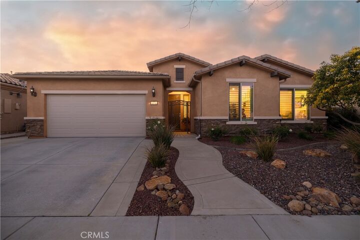 Property Photo:  1371 Camino Sueno  CA 92545 