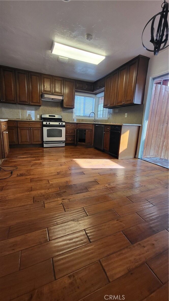 Property Photo:  15216 Arcturus  CA 90249 