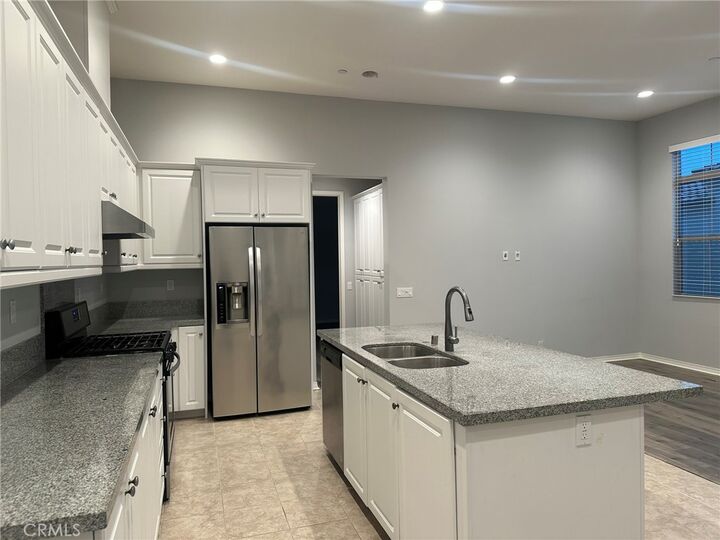 Property Photo:  88 Parkwood  CA 92620 